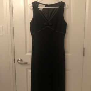 Evan-Picone Black Sleeveless Cocktail Dress